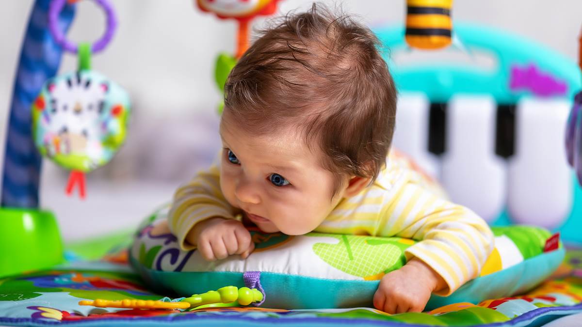 10 stvari koje ukazuju na probleme u razvoju bebe do 3 meseca | Yumama