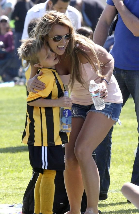 svetske-zvezde-u-ulozi-roditelja