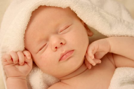 konjunktivitis-kod-dece