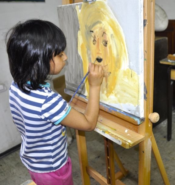 ura-izlozba-likovnih-radova-dece-bez-roditeljskog-staranja