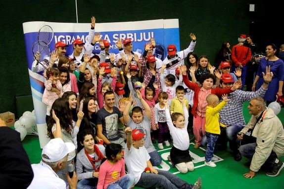 deca-obolela-od-raka-na-teniskom-casu-sa-novakom-djokovicem