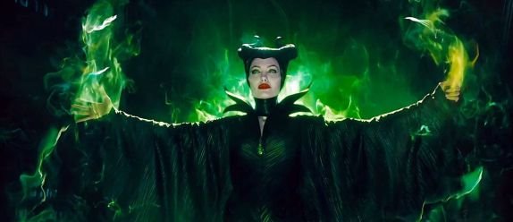 andjelina-dzoli-kao-zla-vila-grdana