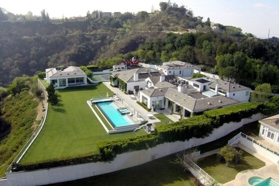 neverovatan-holivudski-dom-gven-stefani