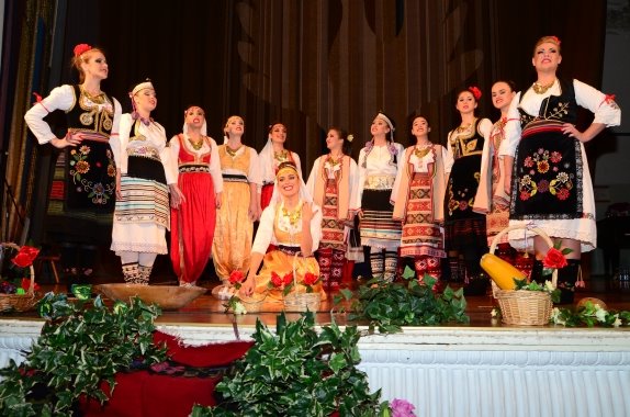 mali-pevaci-cuvari-tradicije