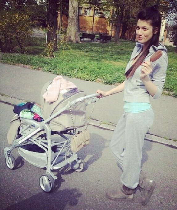 danijela-dimitrovska-uziva-u-majcinstvu