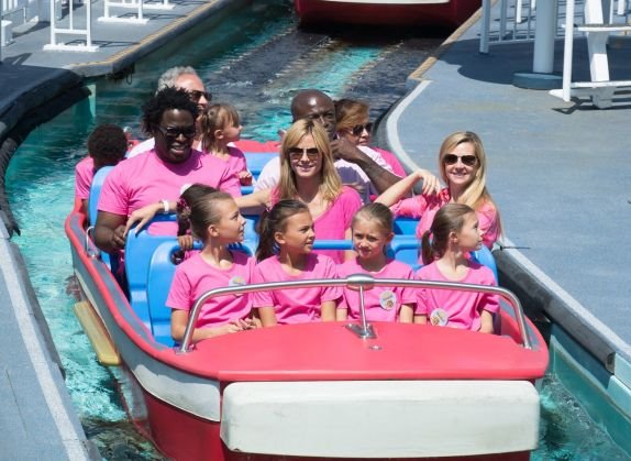 hajdi-klum-i-sil-sa-decom-u-diznilendu-foto