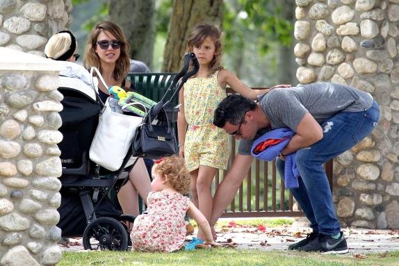 dzesika-alba-deca-moraju-da-me-slusaju