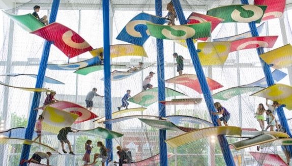 decje-igraliste-kao-umetnicko-delo-foto