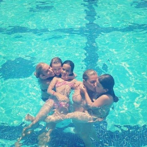 natasa-bekvalac-uziva-sa-cerkicom-hanom