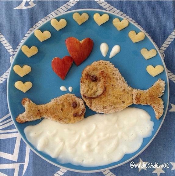 mastovita-mama-pravi-mala-umetnicka-dela-od-cerkinih-obroka