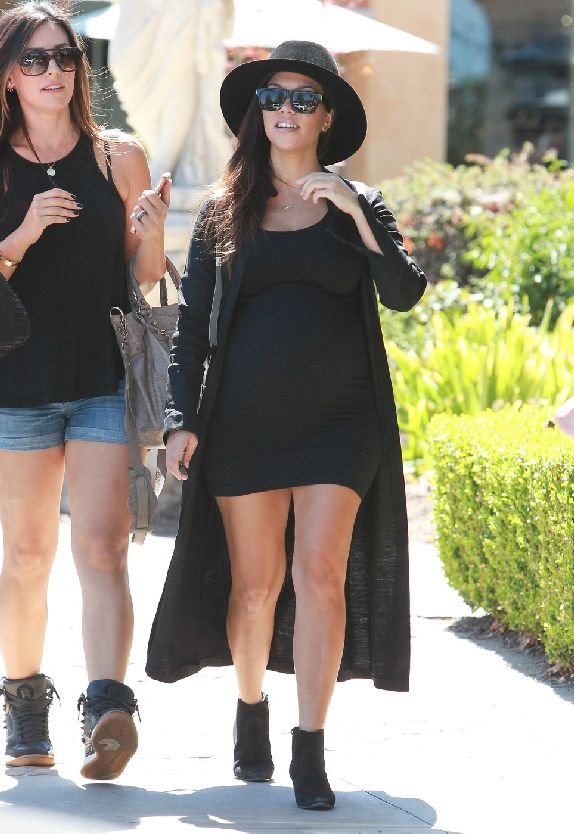 sjajan-trudnicki-stil-kortni-kardasijan