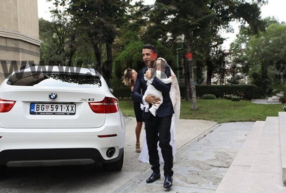 ekskluzivno-u-magazinu-story-pogledajte-fotografije-sa-vencanja