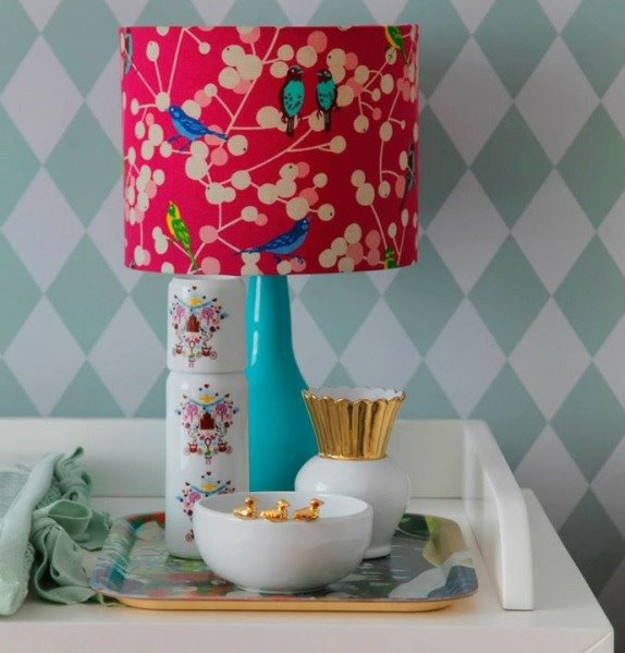 uredjenje-doma-decja-soba-sa-sarenim-detaljima