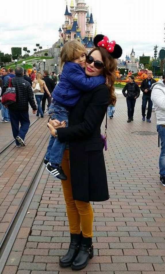 severina-i-aleksandar-u-diznilendu-foto