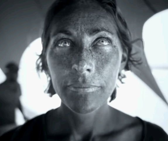 zabrinjavajuce-slike-uv-kamera-pokazala-kako-sunce-unistava-kozu