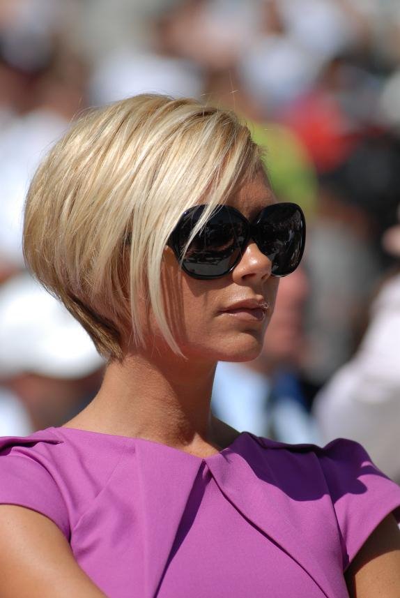 kratka-ili-duga-kosa-viktorija-bekam-otkriva-koja-frizura-je-ide