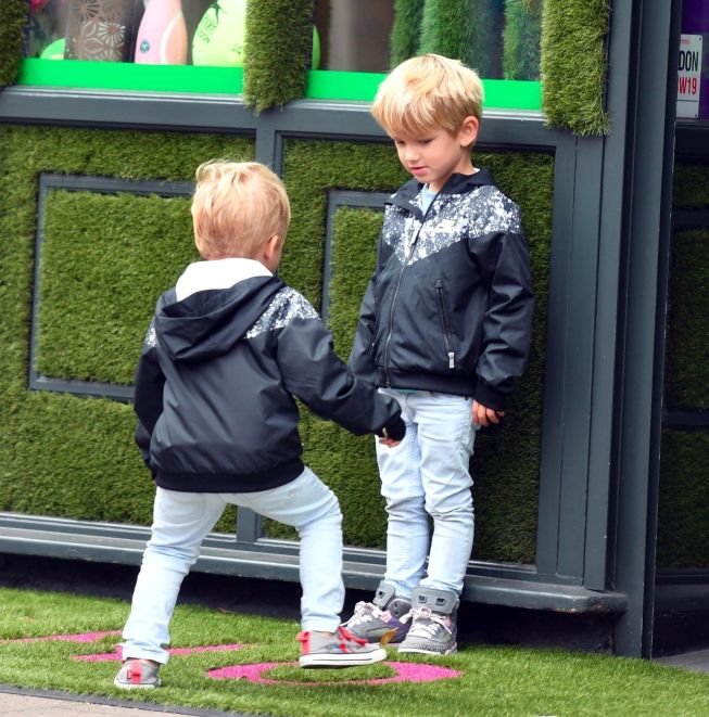 sve-je-bezveze-kada-tata-ne-igra-decaci-rodzera-federara-se-dosa