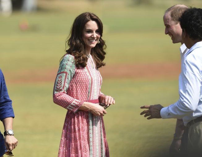 predivne-vesti-stizu-iz-kensingtonske-palate-princ-viliam-i-kejt