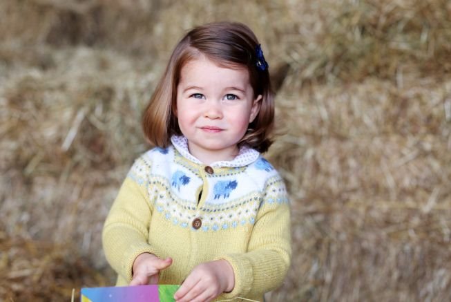 svi-zele-ono-sto-ona-nosi-najuticajniji-clan-britanske-kraljevsk