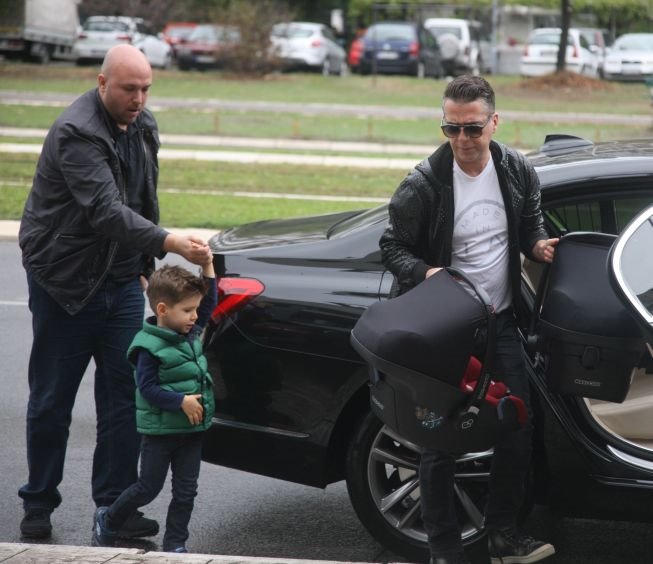 zeljko-joksimovic-nije-bio-jedina-zvezda-na-svom-koncertu-trogod