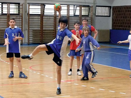 rukomet-vole-i-decaci-i-devojcice