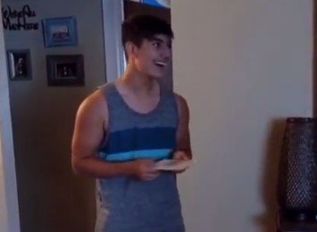 kada tinejdzer sazna da ce postati stariji bra