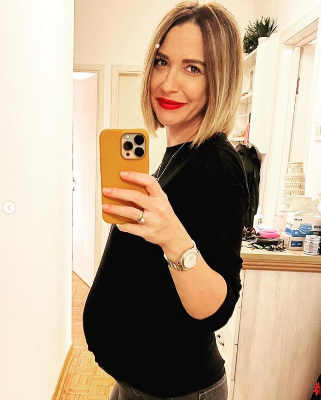 marijana u osom mesecu.png