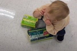 znakovni jezik devojcica.jpg