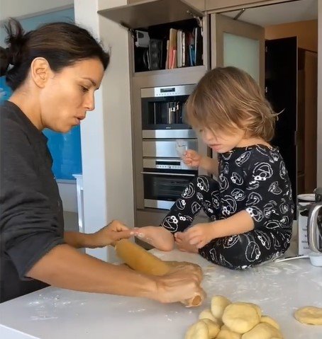 Eva longorija sa sinom Santjagom