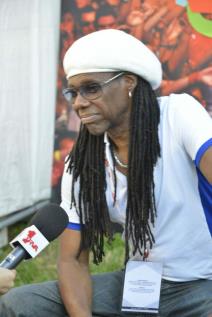 najl-rodzers-otvorio-exit-2013-foto