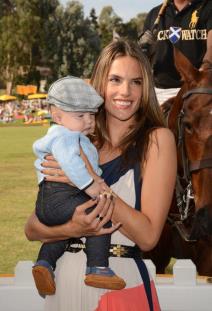 alesandra-ambrozio-zgodna-mama