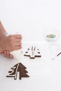 cokoladne-jelkice-na-novogodisnjoj-trpezi