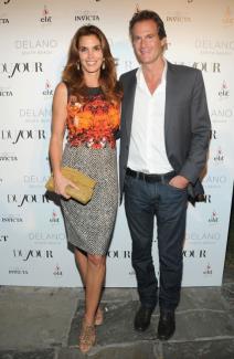 15-poznatih-mama-koje-su-se-porodile-kod-kuce