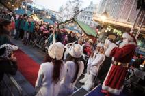 deda-mraz-na-trgu-otvorenog-srca