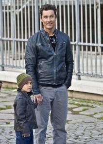 metju-mekonahi-urimskoj-porodicnoj-avanturi