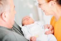 sedam-posebnih-trenutaka-u-bebinom-prvom-danu-zivota