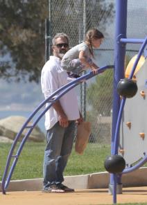 mel-gibson-u-druzenju-s-cerkom