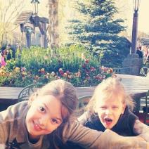 natasa-bekvalac-proslavila-cerkin-rodjendan-u-diznilendu