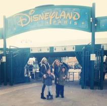 natasa-bekvalac-proslavila-cerkin-rodjendan-u-diznilendu