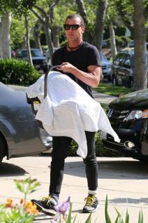 prve-fotografije-treceg-sina-gven-stefani