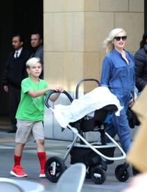 prve-fotografije-treceg-sina-gven-stefani