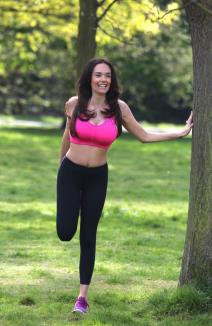 tamara-eklston-mesec-dana-posle-porodjaja-foto