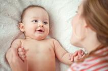 trikovi-za-uspesnije-menjanje-pelena-za-gadljive-roditelje