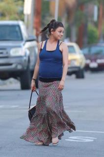 stil-poznatih-trudnica-za-leto-2014