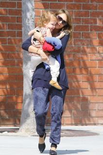 dzesika-alba-deca-moraju-da-me-slusaju