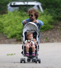 jedno-veselo-popodne-pitera-dinklidza