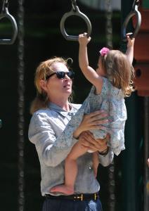 ko-kaze-da-je-parkic-samo-za-decu-foto