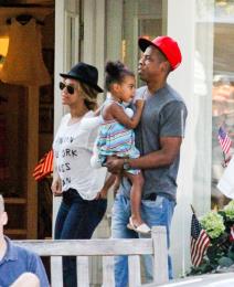 bijonse-i-dzej-zi-u-porodicnoj-kupovini-foto