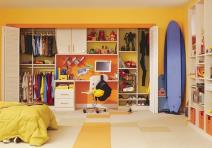 uredjenje-doma-kako-organizovati-ugradni-orman-u-decjoj-sobi