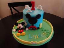 15-ideja-za-torte-inspirisane-mikijem-i-mini-maus